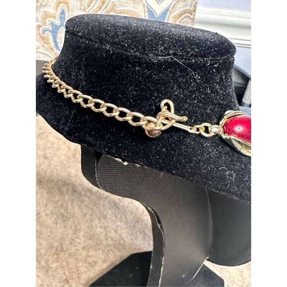 Stunning STATEMENT Signed Kramer Red Cabochon Necklace, Burgundy Lucite, Gold To - Picture 3 of 8